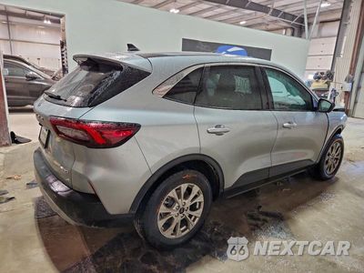 Trzecie zdjęcie samochodu z tyłu: 2023 FORD ESCAPE ACTIVE VIN:1FMCU9GN9PUA32936 - miniatura