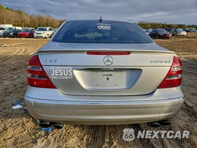 Zdjęcie 6 z 12 samochodu: 2005 MERCEDES-BENZ E 55 AMG VIN:WDBUF76J95A796613 - miniatura