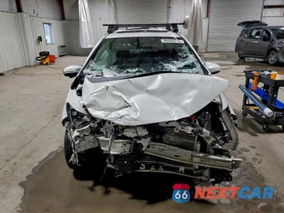 Piąte zdjęcie samochodu w środku: 2018 HONDA FIT EX VIN:3HGGK5H01JM706985 - miniatura