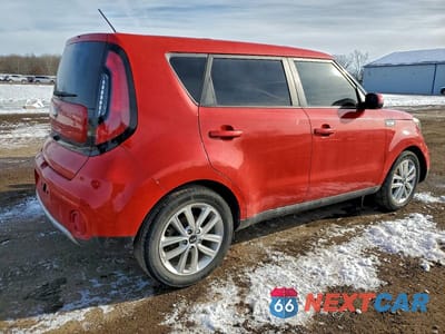 Trzecie zdjęcie samochodu z tyłu: 2018 KIA SOUL + VIN:KNDJP3A51J7520633 - miniatura