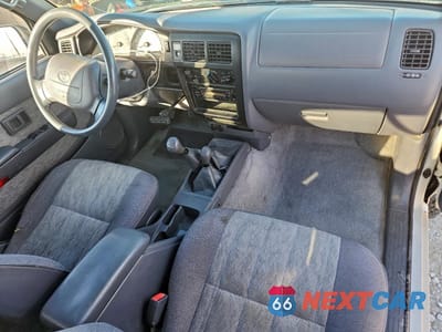 Zdjęcie 8 z 14 samochodu: 1999 TOYOTA TACOMA XTRACAB VIN:4TAWN72N1XZ562939 - miniatura