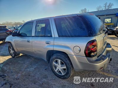Drugie zdjęcie samochodu z przodu: 2005 CHEVROLET TRAILBLAZER LS VIN:1GNDT13S052243225 - miniatura