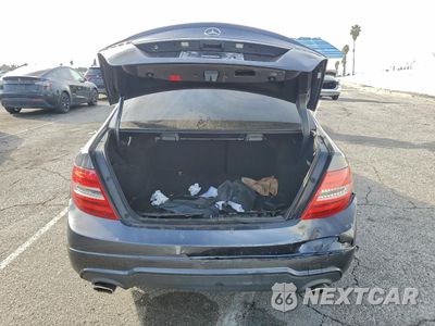 Zdjęcie 6 z 13 samochodu: 2013 MERCEDES-BENZ C 300 4MATIC VIN:WDDGF8AB5DR283420 - miniatura