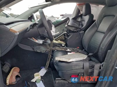 Zdjęcie 7 z 11 samochodu: 2023 TESLA MODEL Y VIN:7SAYGDEE1PA135655 - miniatura