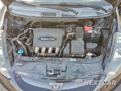 Zdjęcie 11 z 11 samochodu: 2007 HONDA FIT VIN:JHMGD38427S032540 - miniatura