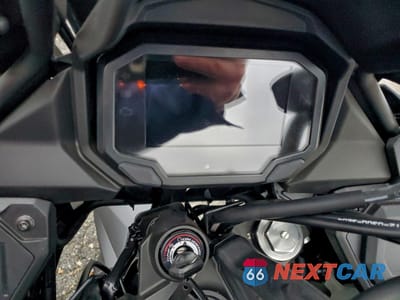 Zdjęcie 7 z 9 samochodu: 2023 KAWASAKI KLE650 F VIN:ML5LEEH10PDA11668 - miniatura