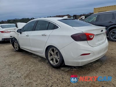 Drugie zdjęcie samochodu z przodu: 2017 CHEVROLET CRUZE PREMIER VIN:1G1BF5SM3H7104210 - miniatura