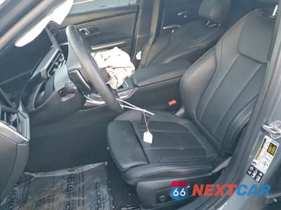 Zdjęcie 7 z 11 samochodu: 2024 BMW 330XI VIN:3MW89FF09R8E83510 - miniatura