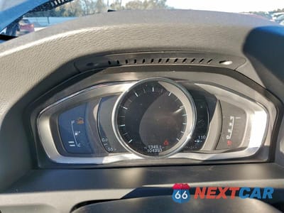 Zdjęcie 9 z 11 samochodu: 2017 VOLVO V60 CROSS COUNTRY PREMIER VIN:YV440MWK6H1036067 - miniatura