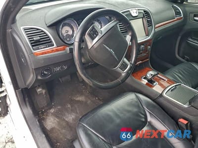 Zdjęcie 8 z 11 samochodu: 2012 CHRYSLER 300 LIMITED VIN:2C3CCACG1CH199499 - miniatura