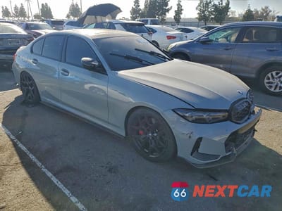 Czwarte zdjęcie samochodu z boku: 2025 BMW M340I VIN:3MW59FT04S8F28544 - miniatura