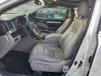 Zdjęcie 7 z 14 samochodu: 2016 TOYOTA HIGHLANDER XLE VIN:5TDKKRFH0GS178566 - miniatura