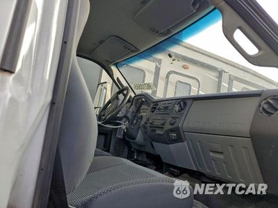 Piąte zdjęcie samochodu w środku: 2016 FORD F650 SUPER DUTY BOX TRUCK VIN:1FDNF6DC1GDA03273 - miniatura