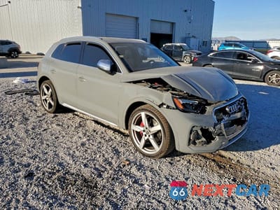 Czwarte zdjęcie samochodu z boku: 2021 AUDI SQ5 PRESTIGE VIN:WA1C4AFY9M2109923 - miniatura