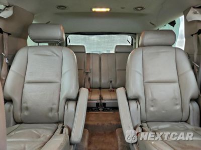 Zdjęcie 10 z 15 samochodu: 2010 CHEVROLET TAHOE K1500 LTZ VIN:1GNUKCE01AR198100 - miniatura