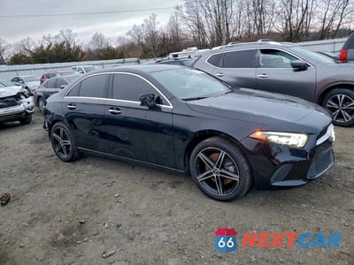 Czwarte zdjęcie samochodu z boku: 2021 MERCEDES-BENZ A 220 4MATIC VIN:W1K3G4FB1MJ316621 - miniatura