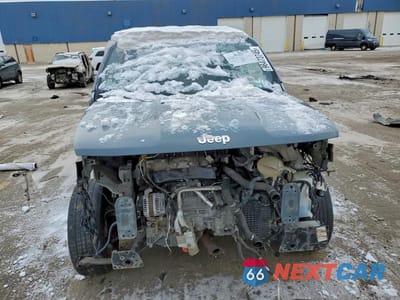 Piąte zdjęcie samochodu w środku: 2018 JEEP RENEGADE SPORT VIN:ZACCJBAB4JPJ57593 - miniatura