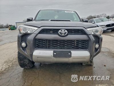 Piąte zdjęcie samochodu w środku: 2019 TOYOTA 4RUNNER SR5/SR5 PREMIUM VIN:JTEBU5JR3K5649834 - miniatura