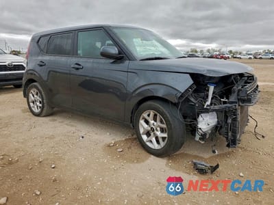 Czwarte zdjęcie samochodu z boku: 2022 KIA SOUL LX VIN:KNDJ23AU9N7802062 - miniatura