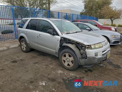 Czwarte zdjęcie samochodu z boku: 2004 SATURN VUE VIN:5GZCZ53484S823413 - miniatura