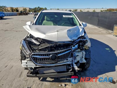 Piąte zdjęcie samochodu w środku: 2018 BUICK ENCORE ESSENCE VIN:KL4CJCSB2JB558006 - miniatura