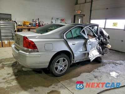 Trzecie zdjęcie samochodu z tyłu: 2008 VOLVO S60 2.5T VIN:YV1RS592282701166 - miniatura