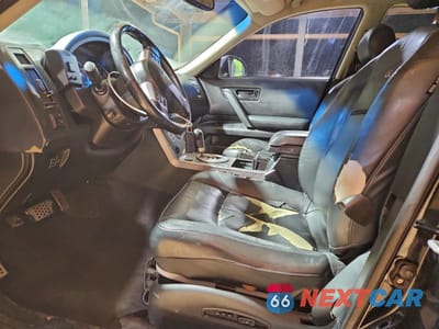 Zdjęcie 7 z 13 samochodu: 2005 INFINITI FX35 VIN:JNRAS08U65X105369 - miniatura