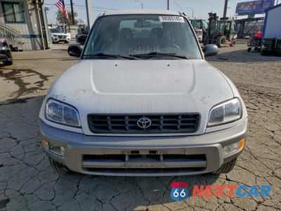 Piąte zdjęcie samochodu w środku: 2000 TOYOTA RAV4 VIN:JT3GP10VXY0050481 - miniatura