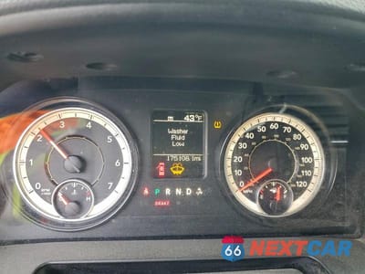 Zdjęcie 9 z 12 samochodu: 2017 RAM 2500 ST VIN:3C6UR5CJ6HG568941 - miniatura