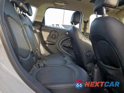 Zdjęcie 10 z 11 samochodu: 2017 MINI COUNTRYMAN VIN:WMWZC5C57GWU00547 - miniatura