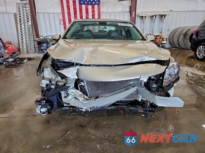 Piąte zdjęcie samochodu w środku: 2016 CHEVROLET MALIBU LIMITED LT VIN:1G11C5SA2GF144194 - miniatura