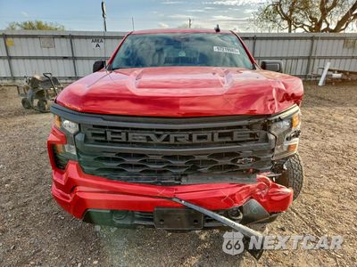 Piąte zdjęcie samochodu w środku: 2025 CHEVROLET SILVERADO K1500 CUSTOM VIN:3GCPKBEK0SG373732 - miniatura