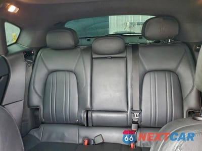 Zdjęcie 10 z 12 samochodu: 2022 MASERATI LEVANTE BASE VIN:ZN661XUA1NX389117 - miniatura