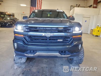 Piąte zdjęcie samochodu w środku: 2018 CHEVROLET SILVERADO K1500 LT VIN:3GCUKREC7JG509678 - miniatura