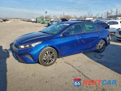 2023 KIA FORTE LX 3KPF24AD1PE579692 - główne zdjęcie licytacji z USA - miniatura