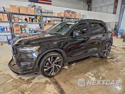 2021 VOLVO XC40 T5 R-DESIGN YV4162UMXM2444439 - główne zdjęcie licytacji z USA - miniatura