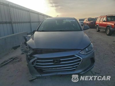Piąte zdjęcie samochodu w środku: 2018 HYUNDAI ELANTRA SEL VIN:5NPD84LF3JH315428 - miniatura
