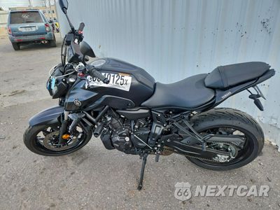 Trzecie zdjęcie samochodu z tyłu: 2024 YAMAHA MT07 VIN:JYARM32E3RA011177 - miniatura