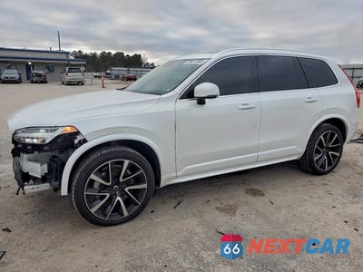 2022 VOLVO XC90 T6 MOMENTUM YV4A22PK0N1830753 - główne zdjęcie licytacji z USA - miniatura