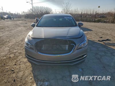 Piąte zdjęcie samochodu w środku: 2017 BUICK LACROSSE ESSENCE VIN:1G4ZP5SS0HU208488 - miniatura