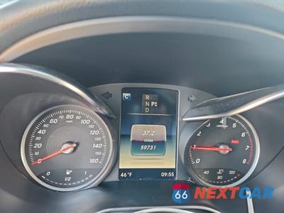 Zdjęcie 9 z 13 samochodu: 2017 MERCEDES-BENZ C 300 VIN:55SWF4JB8HU190304 - miniatura