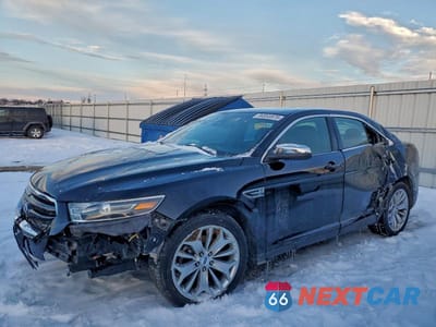 2018 FORD TAURUS LIMITED 1FAHP2F8XJG115002 - główne zdjęcie licytacji z USA - miniatura
