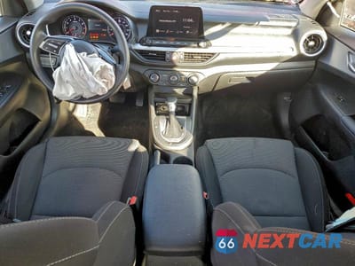 Zdjęcie 8 z 12 samochodu: 2024 KIA FORTE LX VIN:3KPF24AD4RE727238 - miniatura