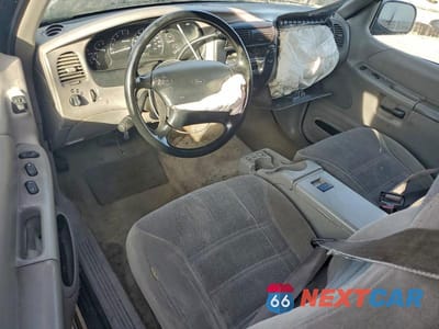 Zdjęcie 8 z 11 samochodu: 1998 FORD EXPLORER VIN:1FMYU22E8WUB33145 - miniatura