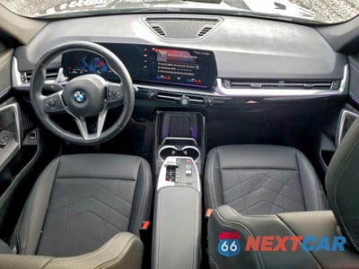 Zdjęcie 8 z 13 samochodu: 2023 BMW X1 XDRIVE28I VIN:WBX73EF0XP5V99483 - miniatura