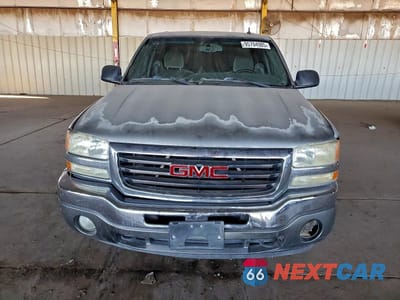 Piąte zdjęcie samochodu w środku: 2006 GMC NEW SIERRA C1500 VIN:2GTEC13Z061277788 - miniatura