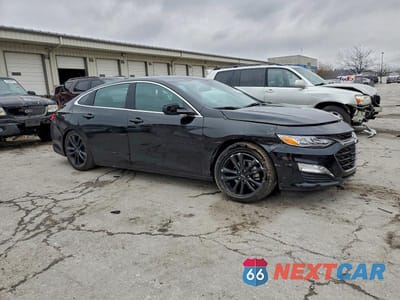 Czwarte zdjęcie samochodu z boku: 2025 CHEVROLET MALIBU PREMIER VIN:1G1ZE5ST8SF135538 - miniatura