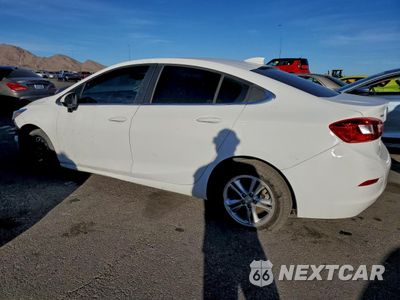 Drugie zdjęcie samochodu z przodu: 2017 CHEVROLET CRUZE LT VIN:1G1BE5SM0H7192037 - miniatura
