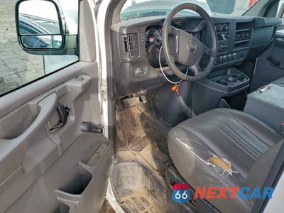 Zdjęcie 8 z 14 samochodu: 2013 CHEV EXPRESS G2500 VIN:1GCWGFCB1D1902193 - miniatura