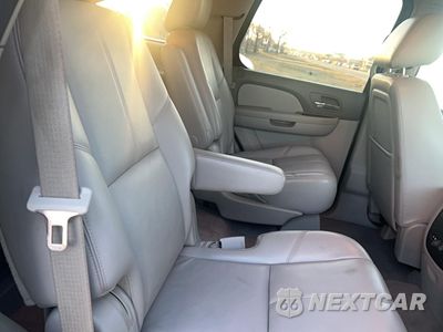 Zdjęcie 6 z 11 samochodu: 2013 GMC YUKON SLT VIN:1GKS2CE07DR282561 - miniatura